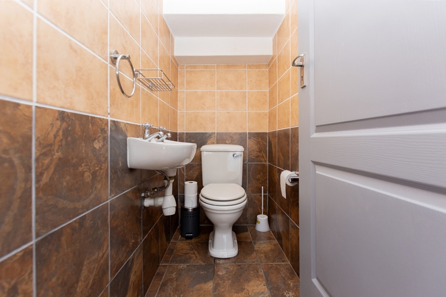 3 Bedroom Property for Sale in Dwarskersbos Western Cape